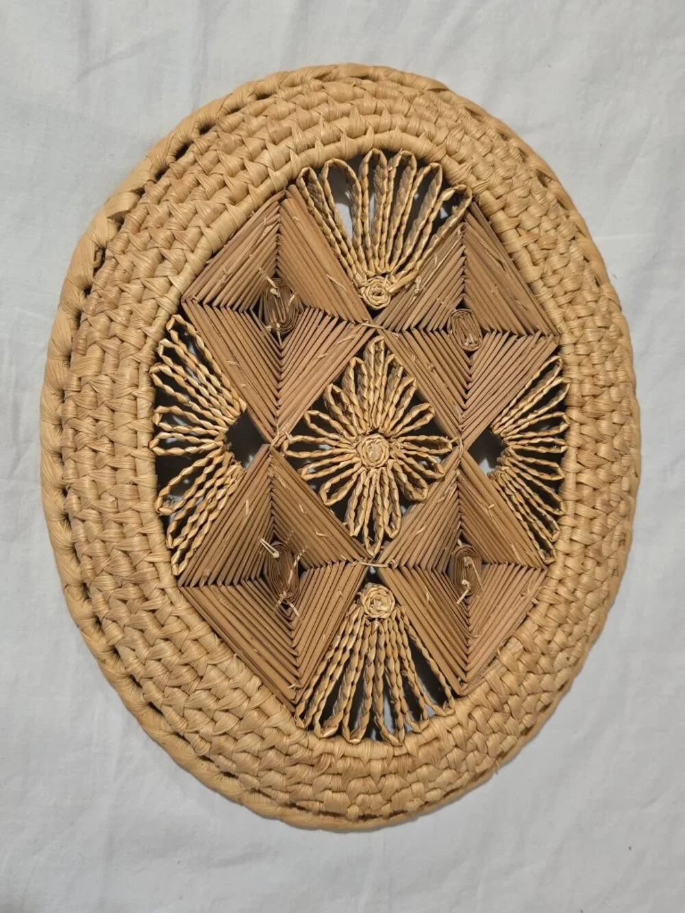 Vtg Oval Handmade Wicker Woven Tray / Plate
